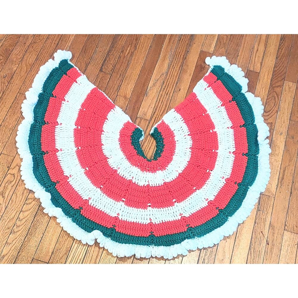 Vintage Handmade Crocheted Christmas Tree Skirt VTG Holiday Decor Granny Core